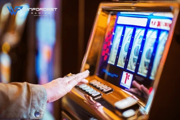 Isa sa pinakamahalagang aspeto ng paglalaro sa isang online casino ay ang kakayahan mong WINDFORDBET Casino Withdraw ng iyong panalo. Ano ang silbi ng pagkapanalo sa laro kung